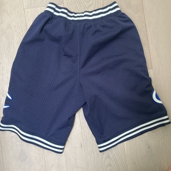 Champion basketball Shorts in excellent condition. - Picture 3 of 7